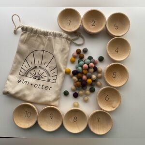 Elm + Otter Wood Counting Bowls with Felt Balls / New